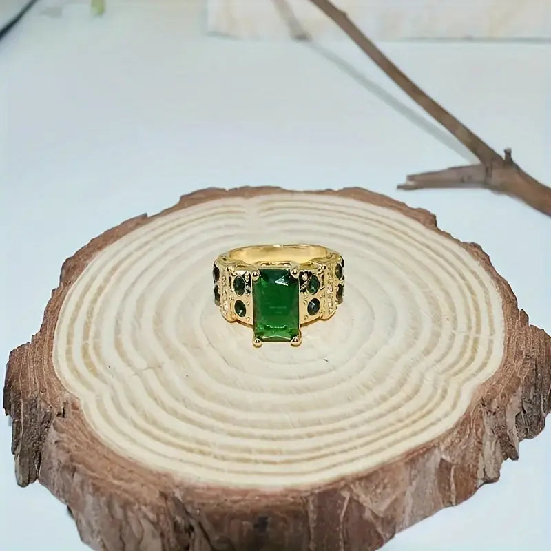 Anillo Averine Virdara | ORO