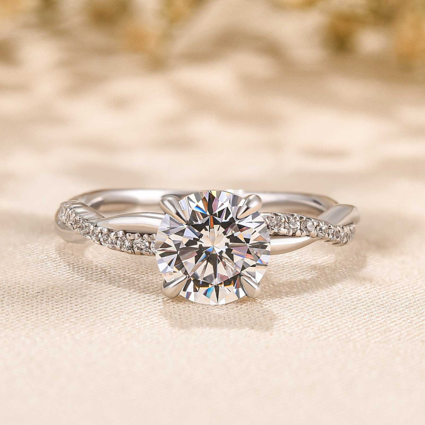 linear-gradient(45deg, #999999, #cccccc, #ffffff, #cccccc, #999999)