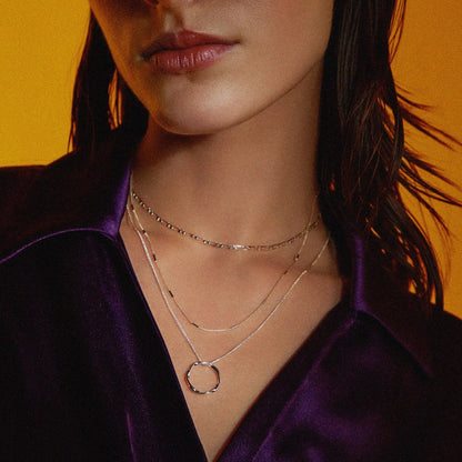 linear-gradient(45deg, #999999, #cccccc, #ffffff, #cccccc, #999999)